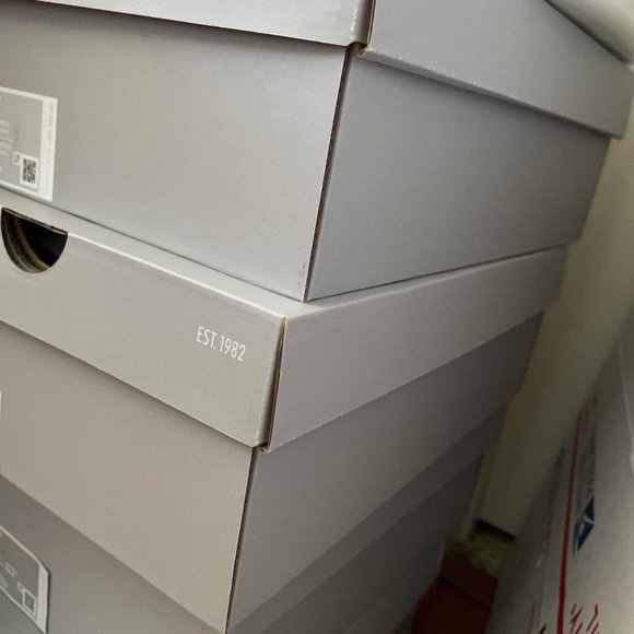 Nike Air Force 1 Neutral Nude Custom - Picture 4 of 8